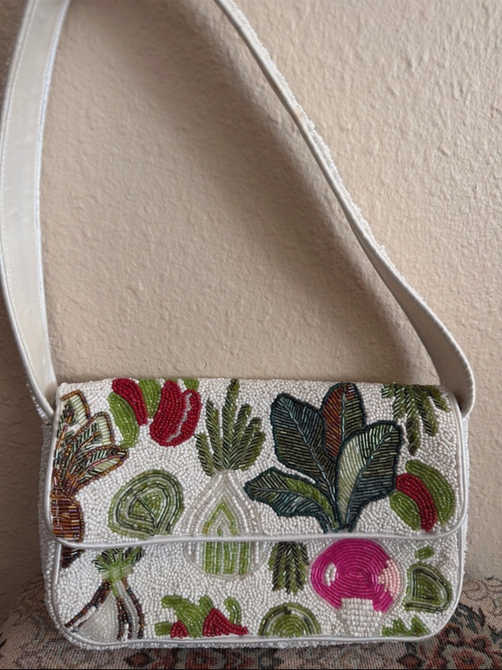 Beaded White Crossbody Bag with vegetable Embroidery